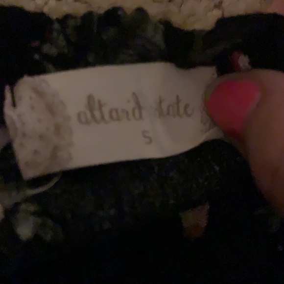 Floral, off the shoulder, Altar’d State, S - Picture 4 of 4